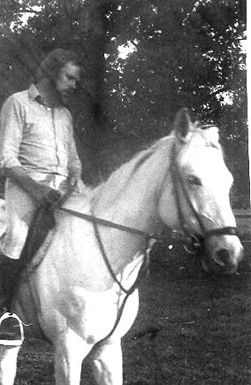 Gerhard auf dem Schimmel